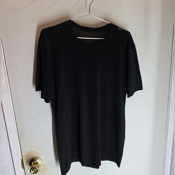 Lululemon Athletica Men's Short Sleeve Tee - Picture 1 of 6